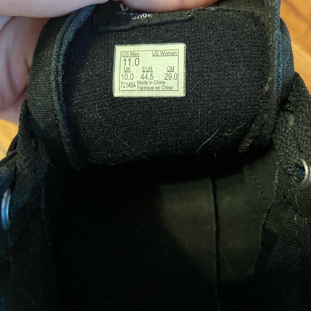 Men’s size 11 Vans Hightops